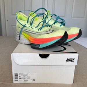 NIKE AIR ZOOM ALPHAFLY NEXT%